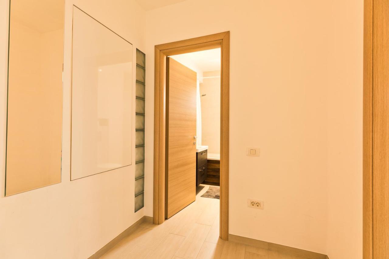Aty Apartament Navodari Bagian luar foto