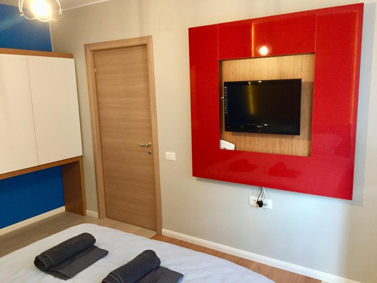 Aty Apartament Navodari Bagian luar foto