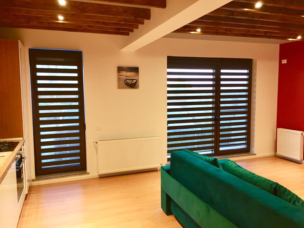 Aty Apartament Navodari Bagian luar foto